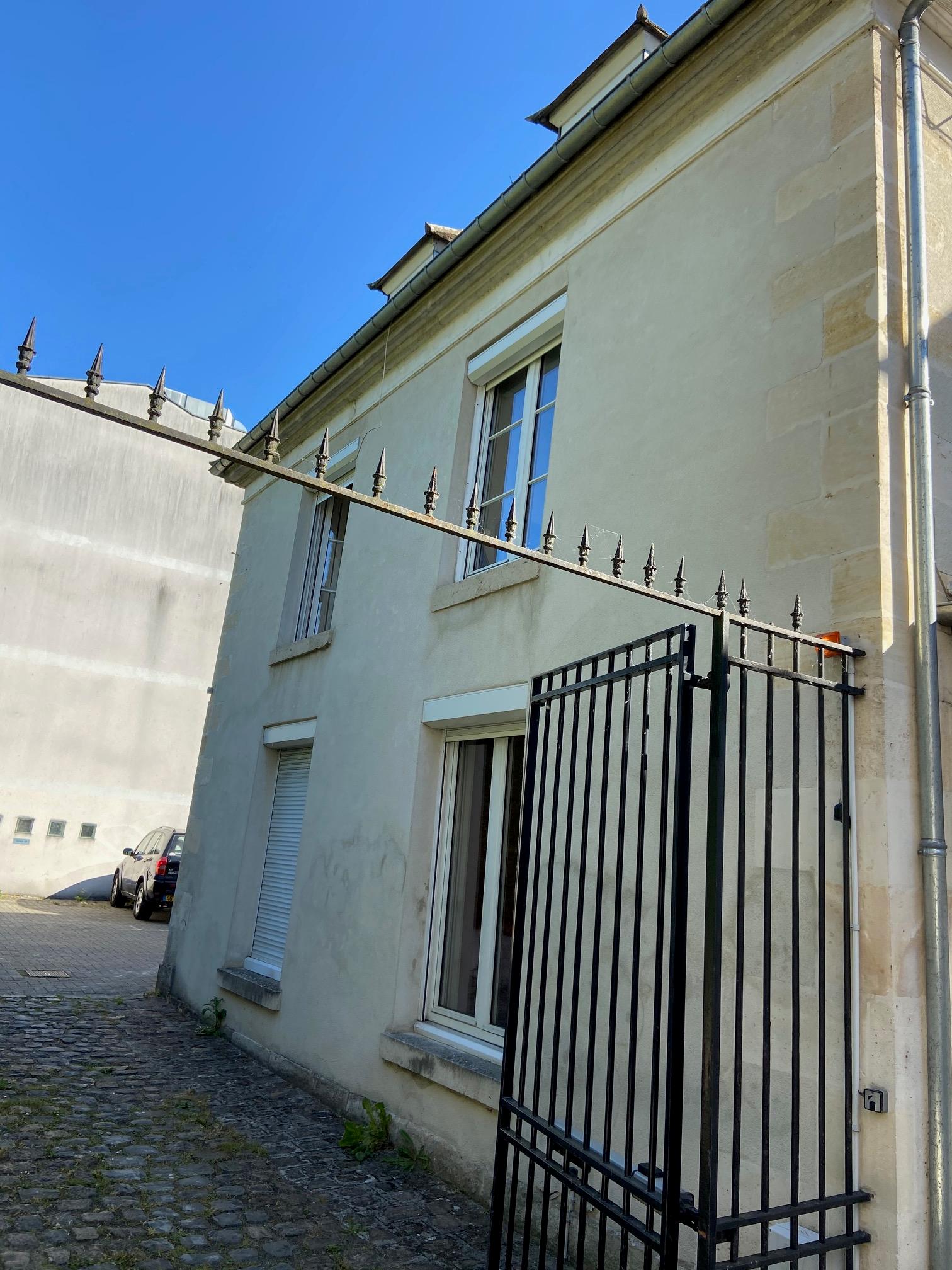 BON SECOURS — photo 3