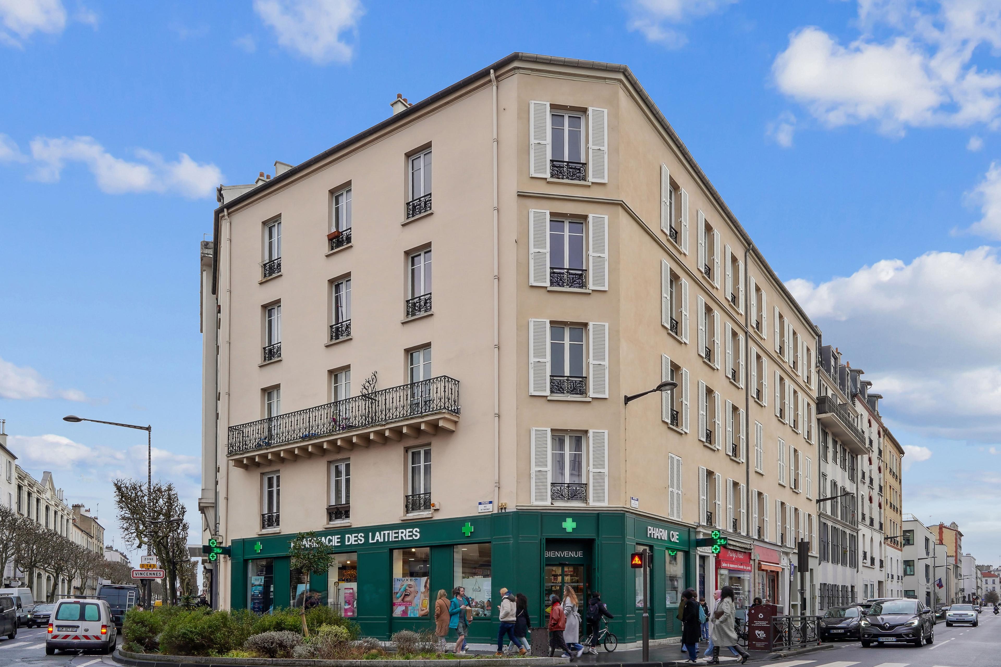 VINCENNES VICTOR BASCH — photo 1